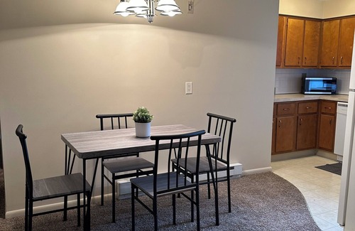 Massillon Apartment | 2 Bedroom Apartment conveniently located to shopping and highway.