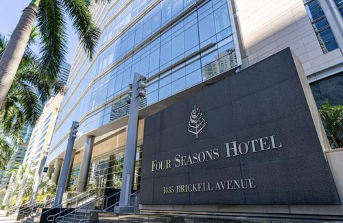 Brickell Resort | 2 Bedroom Apartment Four Seasons