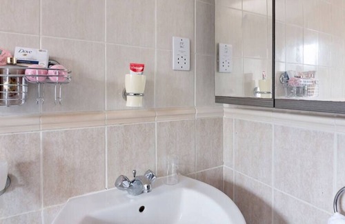 Gillingham Apartment | 2 bedroom apartment in the heart of Gilingham town centre