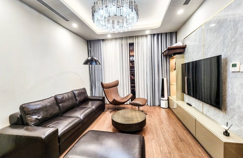 Tu Liem Apartment | 2-bedroom apartment in The matrix one
