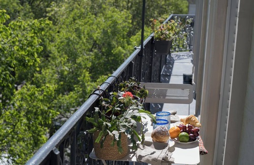 Montmartre Apartment | 2 bedroom apartment in the center of Paris - Very centrally located