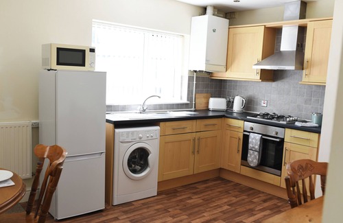 Canton Apartment | 2-bedroom apartment with free parking in Canton, Cardiff