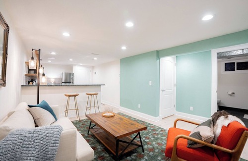 Lander Apartment | 2-Bedroom Apartment with Backyard in Lander