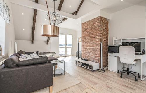 Dyvik House | 2 Bedroom Awesome Home In Åkersberga