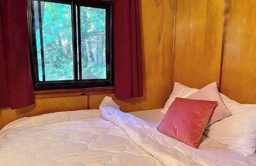 Rosedale Cabin | 2-bedroom Balsam Lake Lower Boathouse #1A