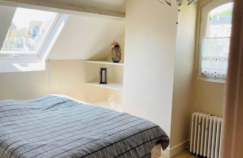 Montfort-l'Amaury Bed & Breakfast | 2 Bedroom Bed & breakfast in Montfort-l'Amaury