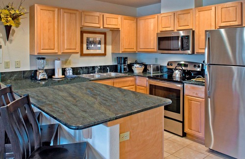 Four O'Clock Villa | 2 Bedroom Condo in Breckenridge - Ski-In & Ski-Out - Family Friendly