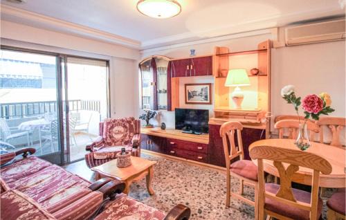 Santa Pola Apartment | 2 Bedroom Cozy Apartment In Santa Pola