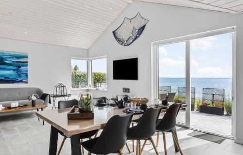 Skarupøre House | 2 Bedroom Cozy Home In Skårup Fyn