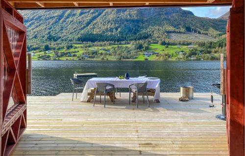 Sykkylven House | 2 Bedroom Cozy Home In Straumgjerde