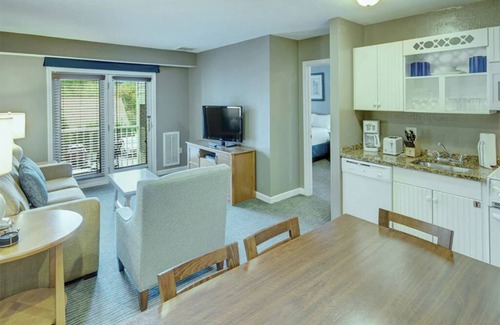 Hancock Condo | 2 Bedroom Deluxe Condo, Sleeps 8, Jiminy Peak Mountain Skiing, at Bentley Brook!