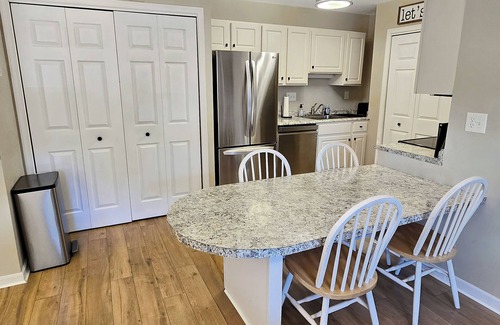 North Ocean City Condo | 2 bedroom ground level condo with an outdoor pool and indoor pool! COV32