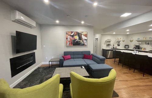 Okanagan-Similkameen House | 2 Bedroom Guest Suite in Peaceful and Quiet Neighborhood