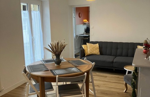 Montfort-le-Gesnois House | 2-bedroom house 10 min from the Pole Européen du Cheval and 20 min from the Circuit 24h