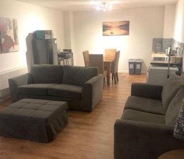 Felixstowe Apartment | 2 Bedroom Home By Felixstowe Sea Front & Beach Street