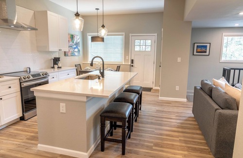Littleton House | 2-bedroom House in Deer Creek Canyon