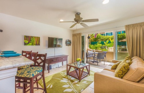 Wailua House | 2 Bedroom Kapaa Condo with Pool and AC 115