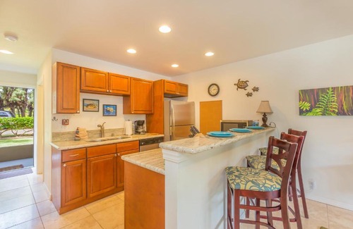 Wailua House | 2 Bedroom Kapaa Condo with Pool and AC 115