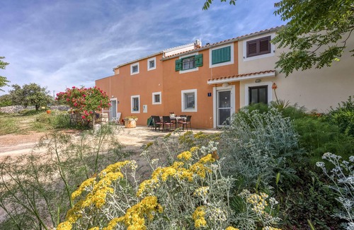 Veli Losinj Apartment | 2 bedroom lovely apartment in Veli Losinj