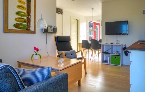 Akirkeby Apartment | 2 Bedroom Lovely Apartment In Aakirkeby
