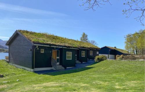 Ulstein Municipality House | 2 Bedroom Lovely Home In Ørsta