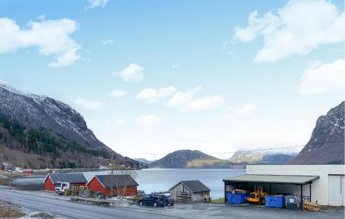 Innfjorden House | 2 Bedroom Lovely Home In Innfjorden