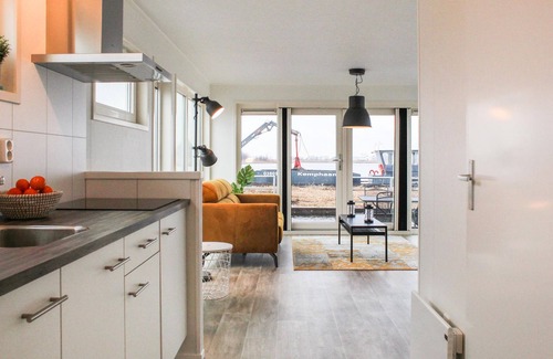 Municipality of Aalsmeer Boat Rental | 2 bedroom luxurious ship in Aalsmeer