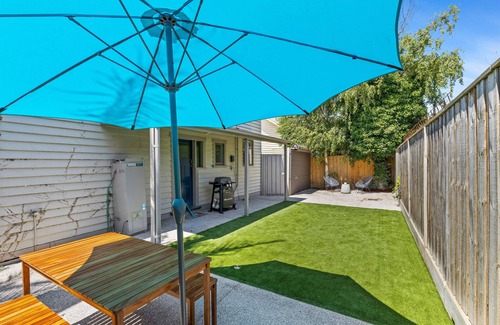 Newtown House | 2 Bedroom magnificent cottage in the heart of Geelong