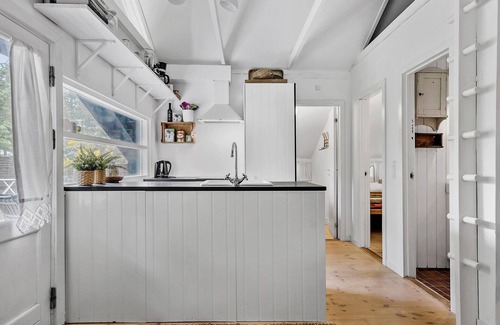 Hojby House | 2 bedroom nice home in Højby