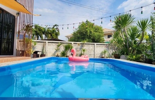 Bang Sare House | 2 Bedroom Pool Villa for Groups or Friends(B2)