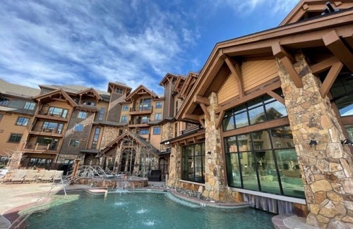 Four O'Clock Resort | 2 Bedroom Residence Grand Timber Lodge Resort, Breckenridge CO