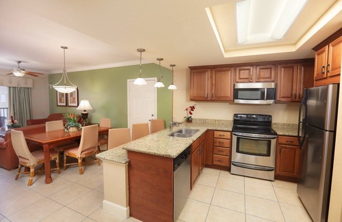 Florida Central Atlantic Coast Resort | 2-BEDROOM RESORT CONDO 5 MINUTES FROM THEME PARKS