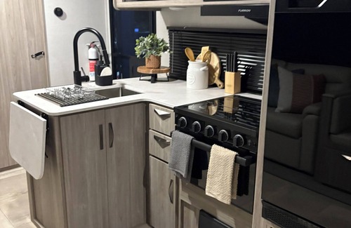 Panama City Beach RV Rental | 2-bedroom RV in Marvelous Panama City Beach with WiFi, AC