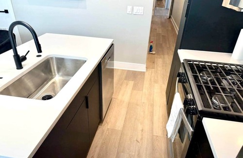 Atlantic City Apartment | 2 bedroom ,Steps to beach & boardwalk a4