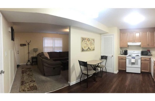 Lynchburg House | 2 Bedroom Townhouse Close To Liberty and Downtown! Ideal for Long term Stay!