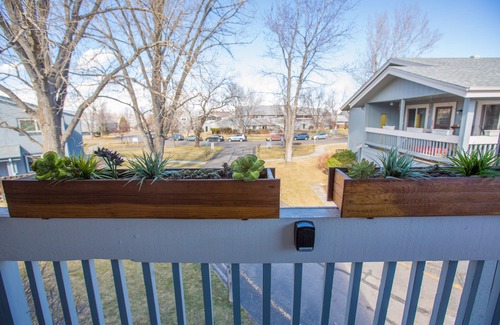 Park East Condo | 2 Bedroom Vacation Rental-Central Boulder