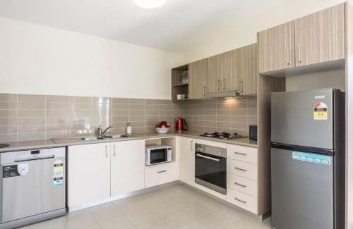 Cessnock House | 2 Bedroom w/Parking Near Central Cessnock
