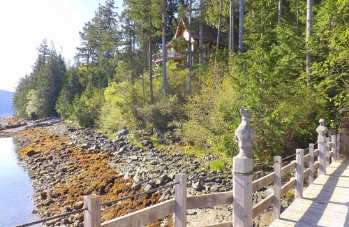 Powell River Resort | 2 Bedroom West Coast-style chalet at the Desolation Sound Resort