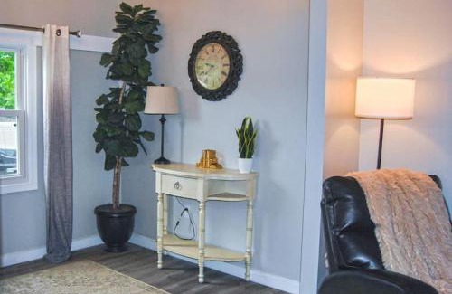 Nashua House | 2 bedroom with queen sofa sleeper