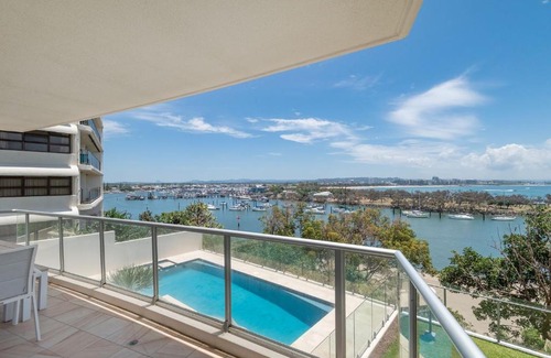 Buddina Apartment | 2 bedrooms apartment on the beach and with air conditioning and pool