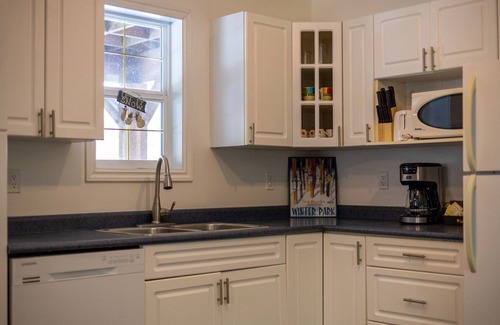 East Kootenay Condo | 2 Bedrooms in Lower Level l Hot Tub