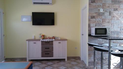 Los Arenales del Sol House | 2 bedrooms property with shared pool furnished terrace and wifi at Elx