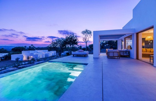 Sant Rafael de Sa Creu Villa | 2 Bedrooms Villa In San Rafael
