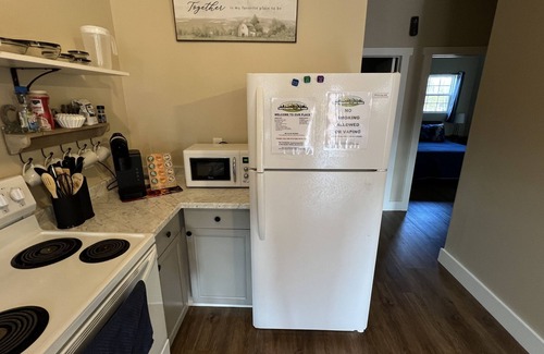 Benton Apartment | 2 BR,1BA Spacious Suite near Cherokee National Forest, Mtn view, Ocoee River