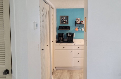 Englewood South Condo | 2 Br/2 Ba 1st Floor Poolside Condo in Englewood/Manasota Key Fl Best Location