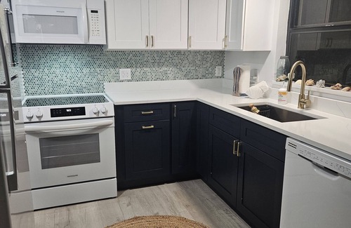 Ormond-by-the-Sea Condo | 2 BR/2 BA oceanfront end unit condo with stunning ocean views, pool, and WIFI.