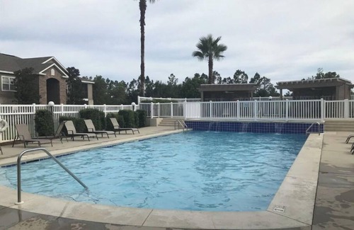 Foley Condo | 2 BR/2BA Condo1 King/2 Full beds Sleeps 6 close to OWA & Foley Tourism Complex
