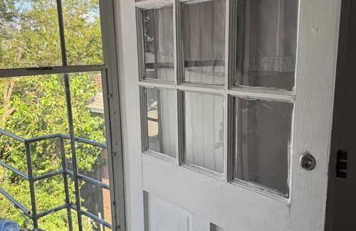 Souderton Apartment | 2 BR, 3rd floor loft in Historic district with downtown views
