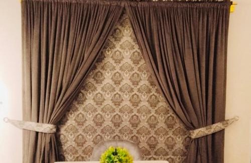 Karachi Apartment | 2-BR Apartment-3 min airport