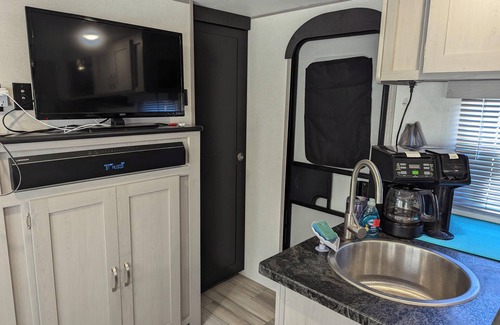 Port Charlotte - Charlotte Harbor House | 2-BR beach RV, WiFi, heated pool, kids toys